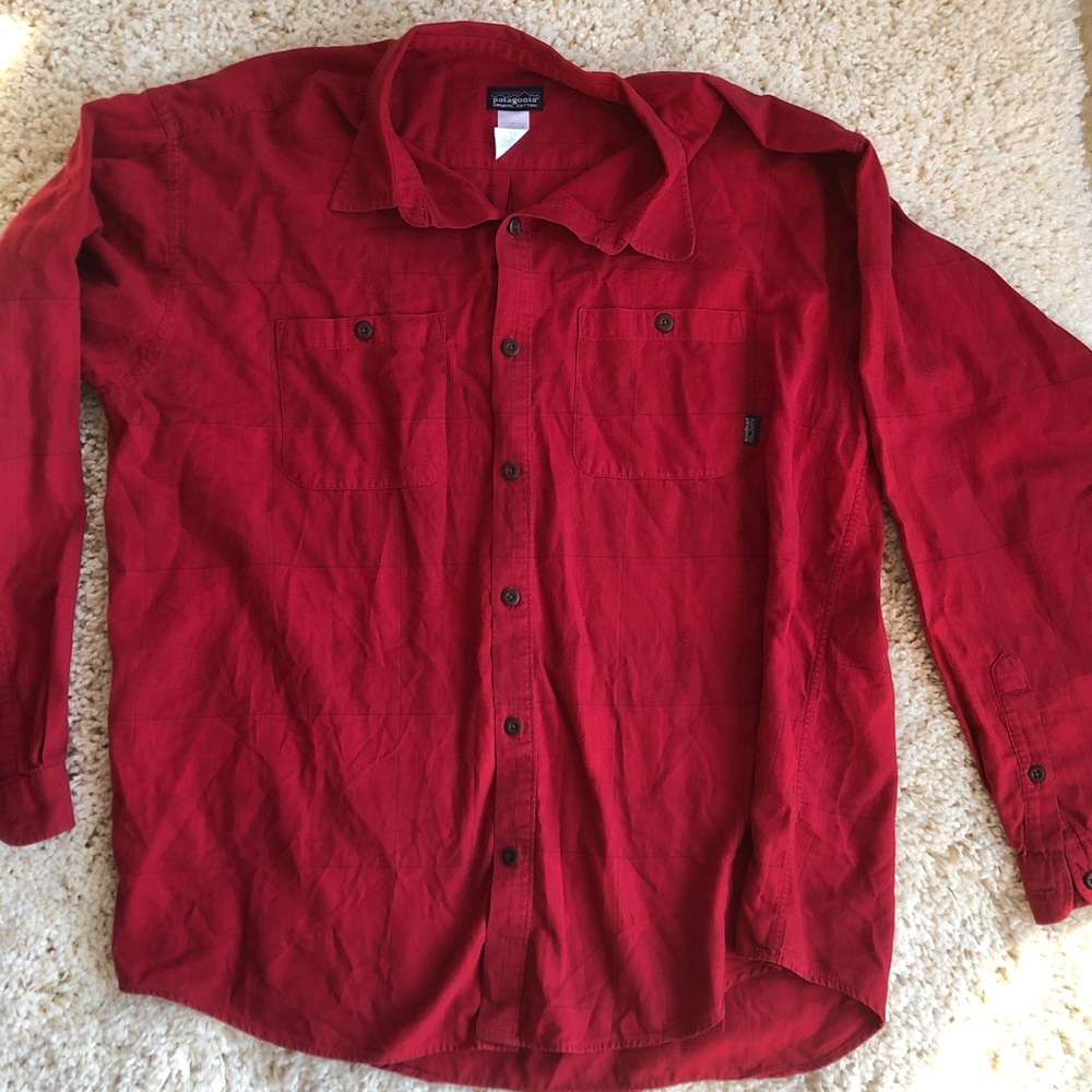 Patagonia men’s XL lightweight flannel button down